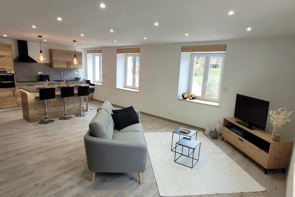 Superbe Appartement Neuf Et Cosy 77 M2 Villers-le-Lac Exterior foto